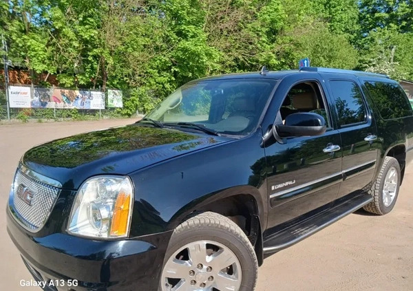 GMC Yukon cena 50900 przebieg: 290000, rok produkcji 2007 z Poznań małe 137